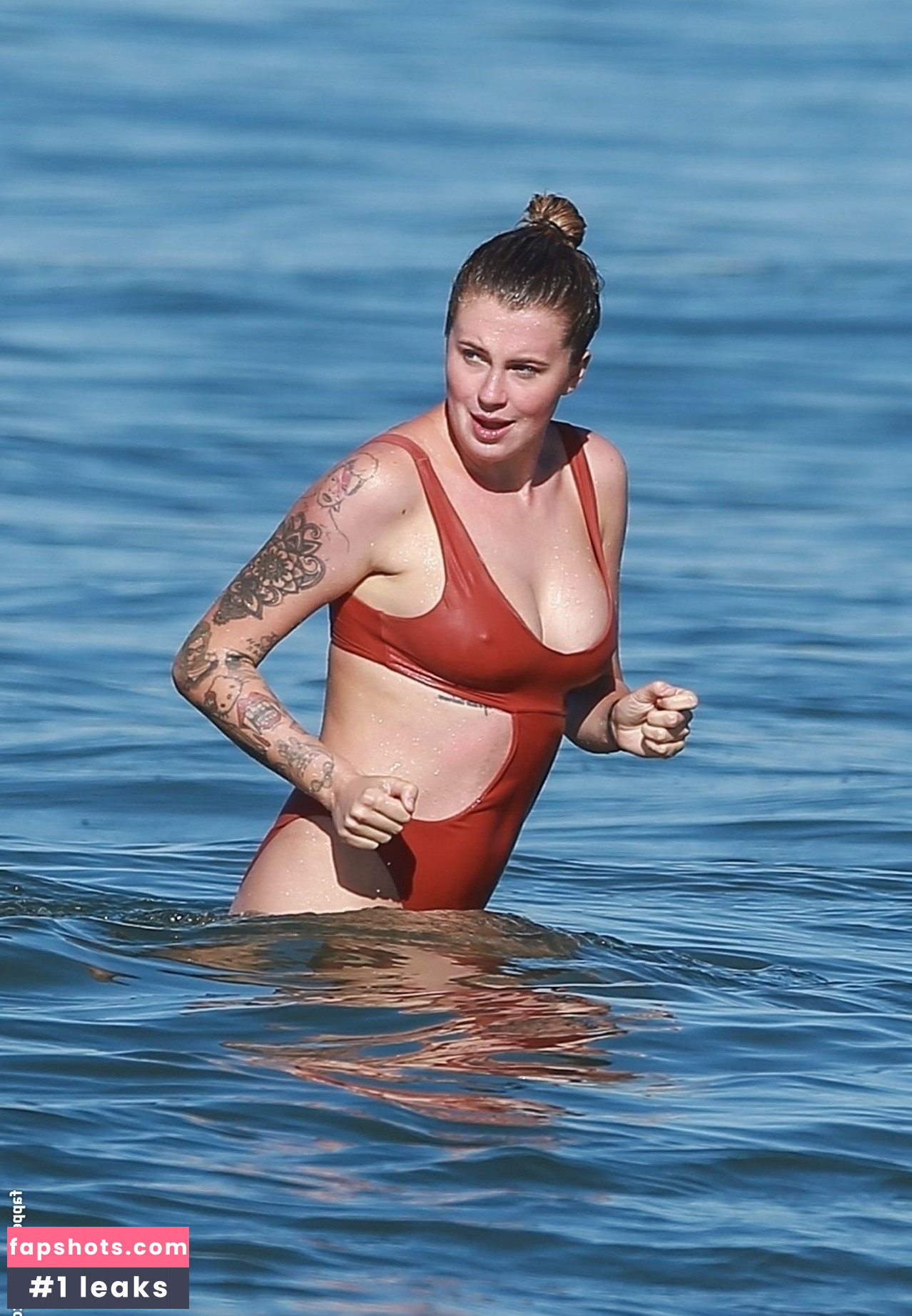 Ireland Baldwin gallery photo #423