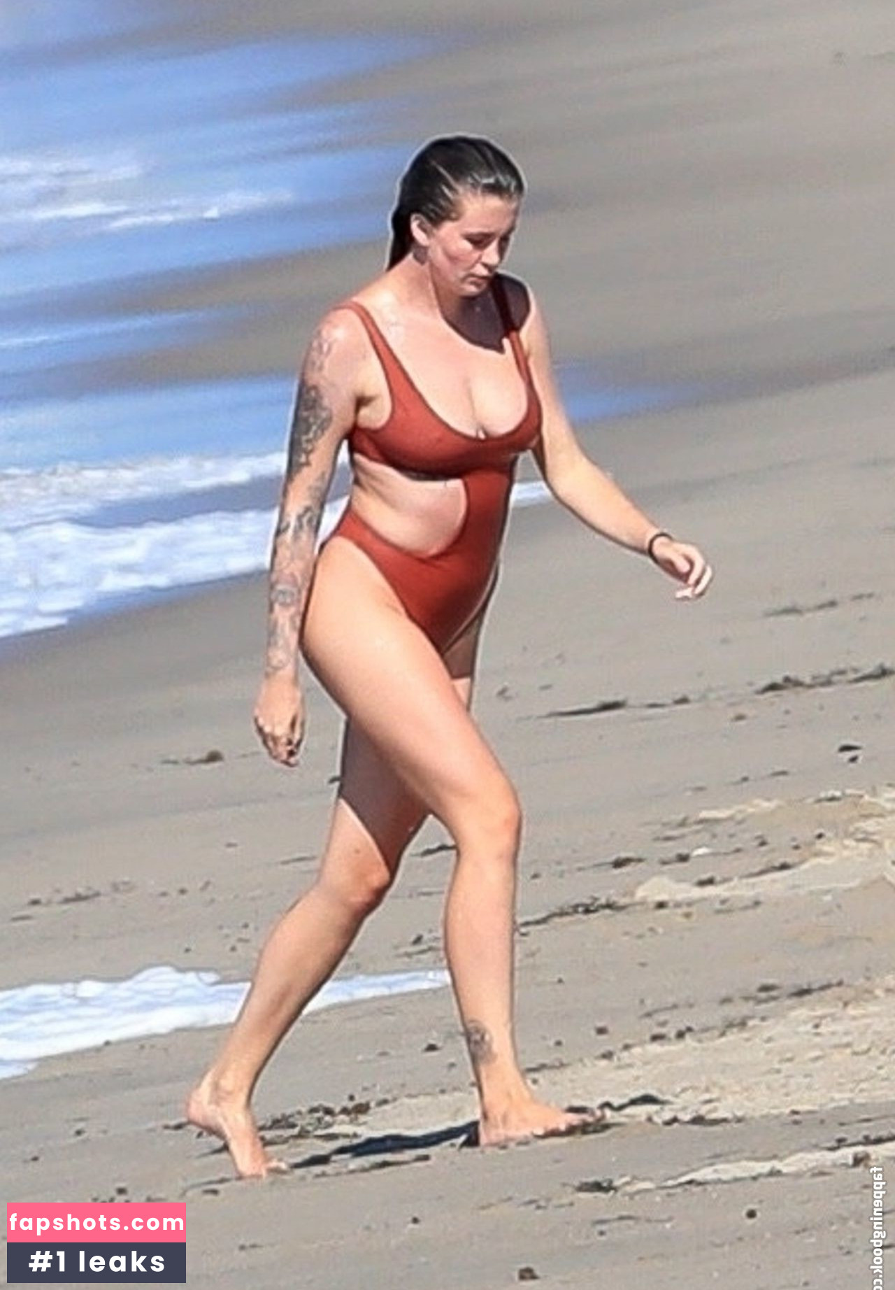 Ireland Baldwin gallery photo #435