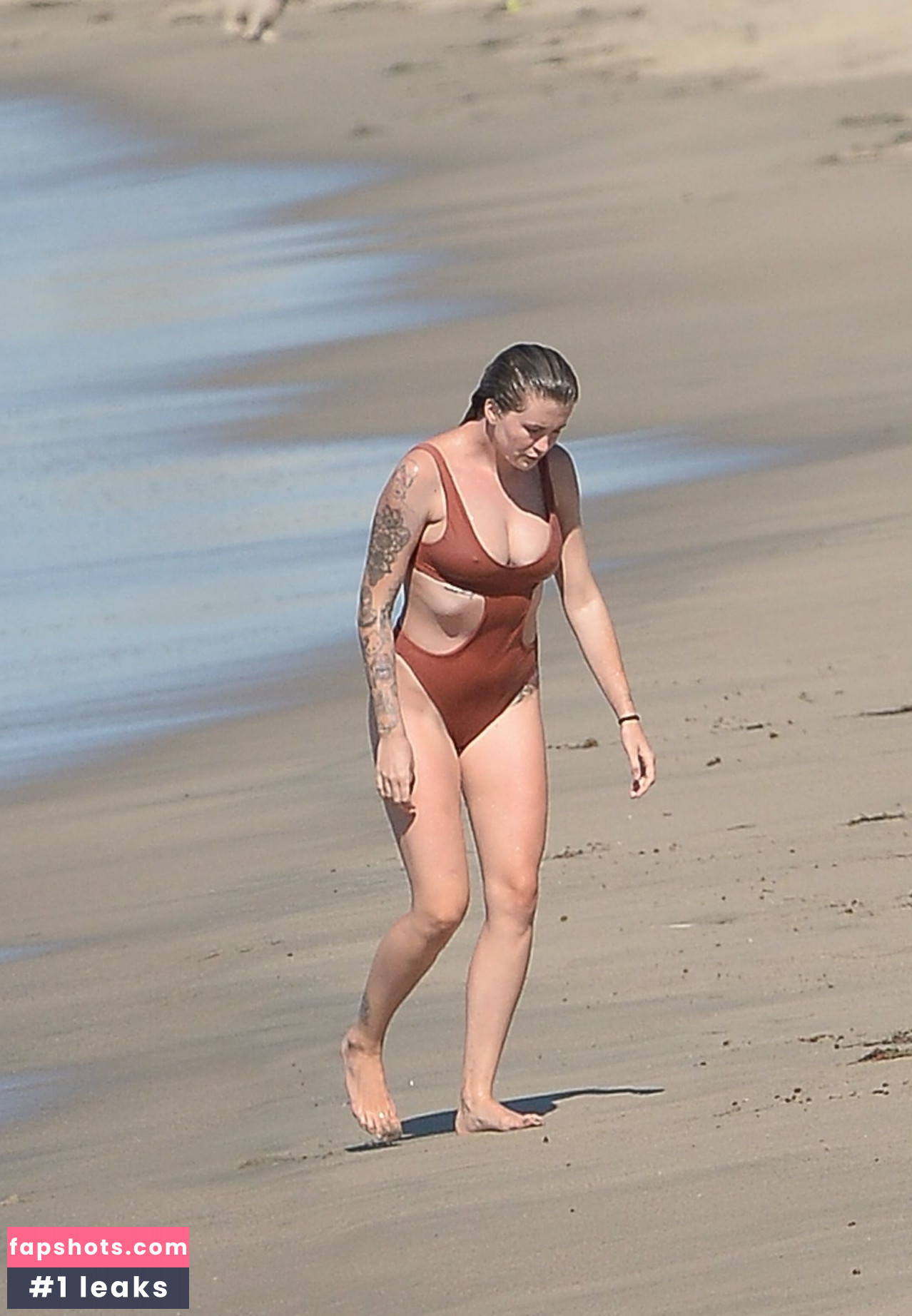 Ireland Baldwin gallery photo #449