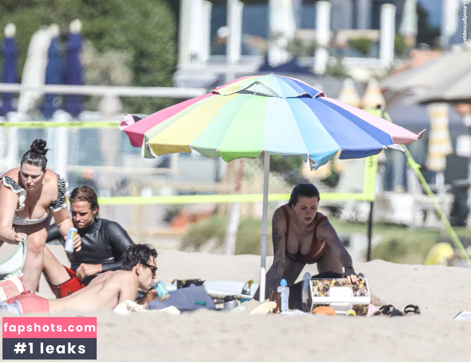 Ireland Baldwin gallery photo #453