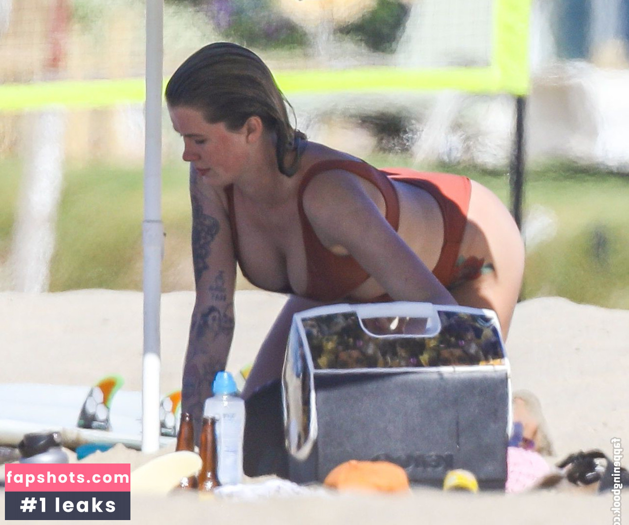 Ireland Baldwin gallery photo #454