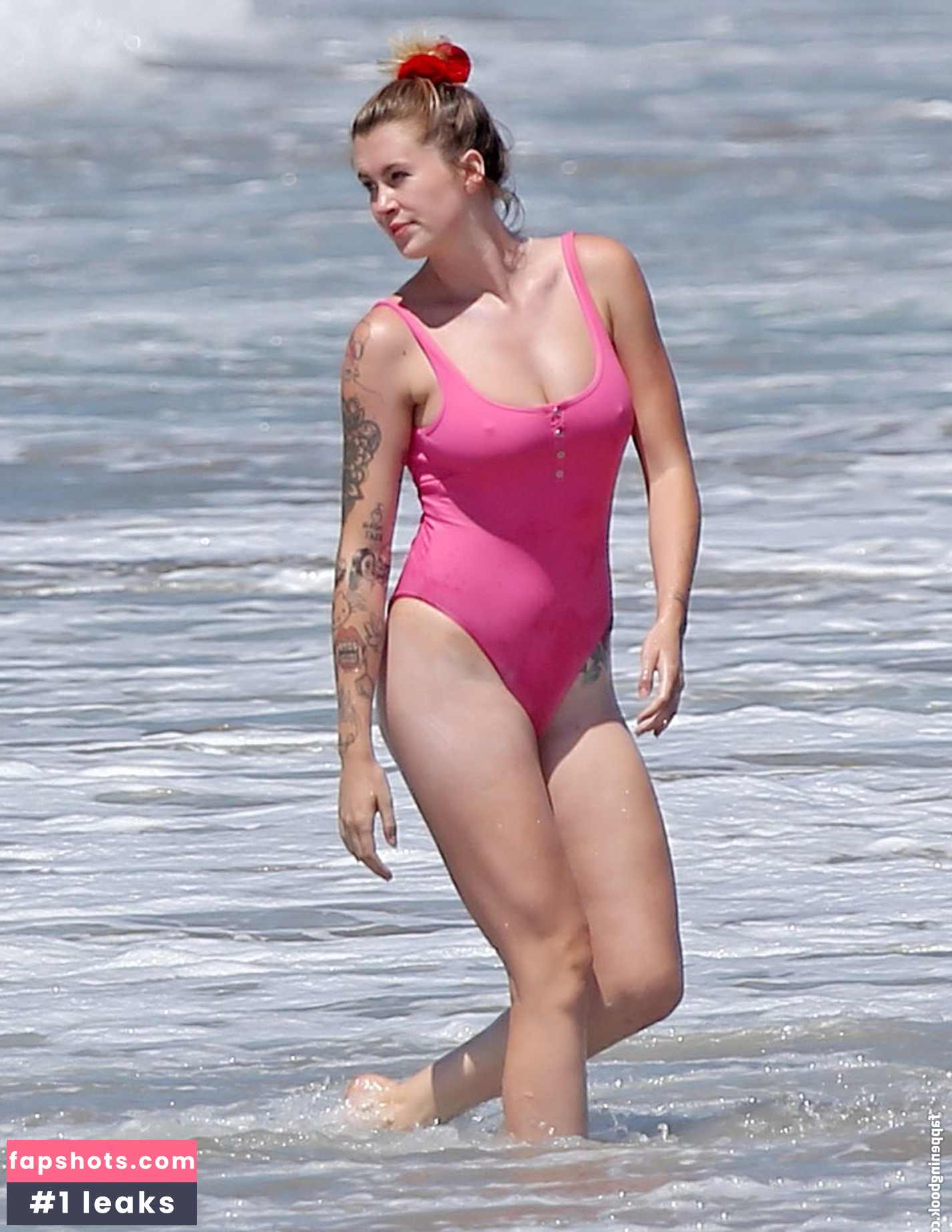 Ireland Baldwin gallery photo #495