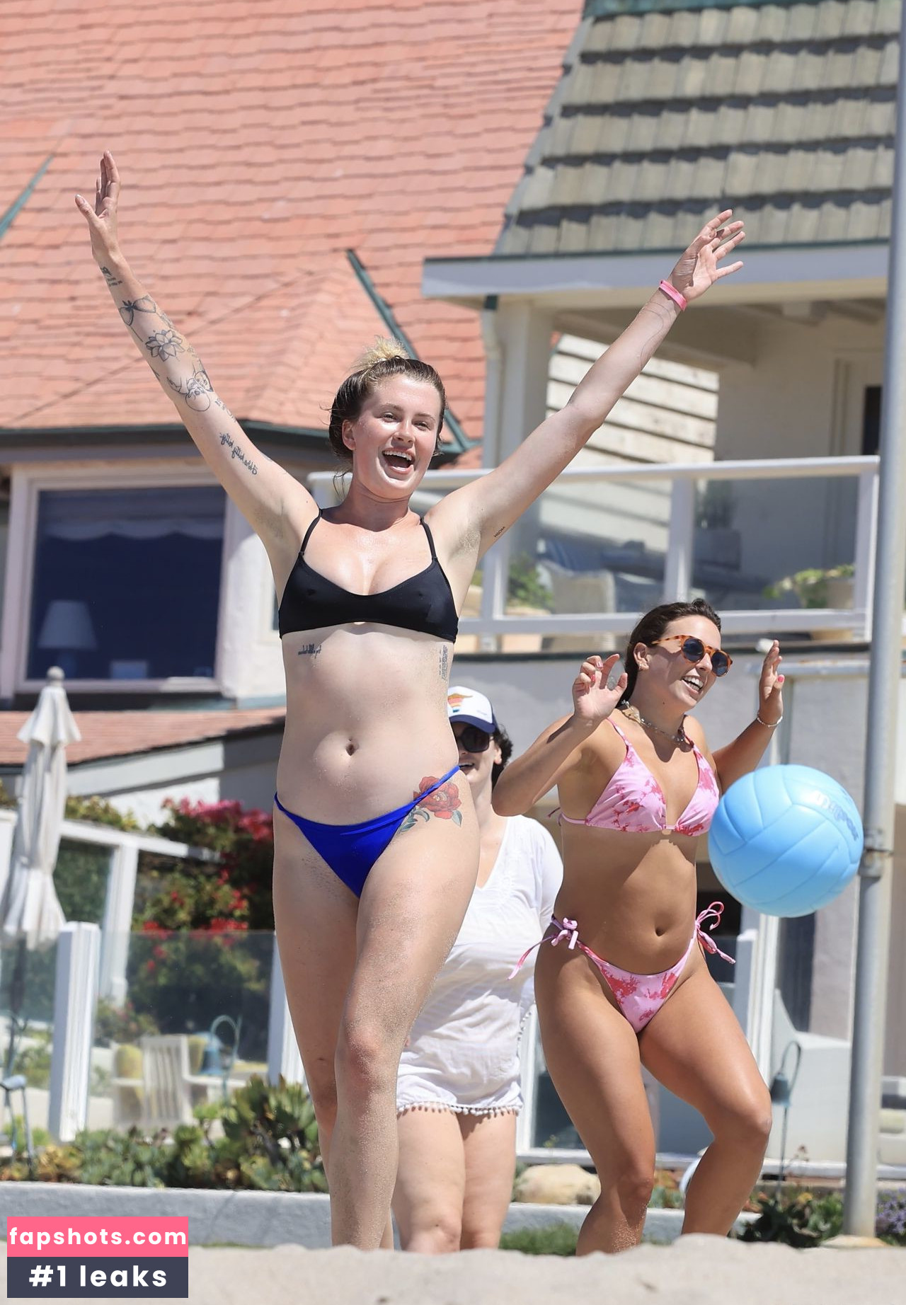 Ireland Baldwin gallery photo #516
