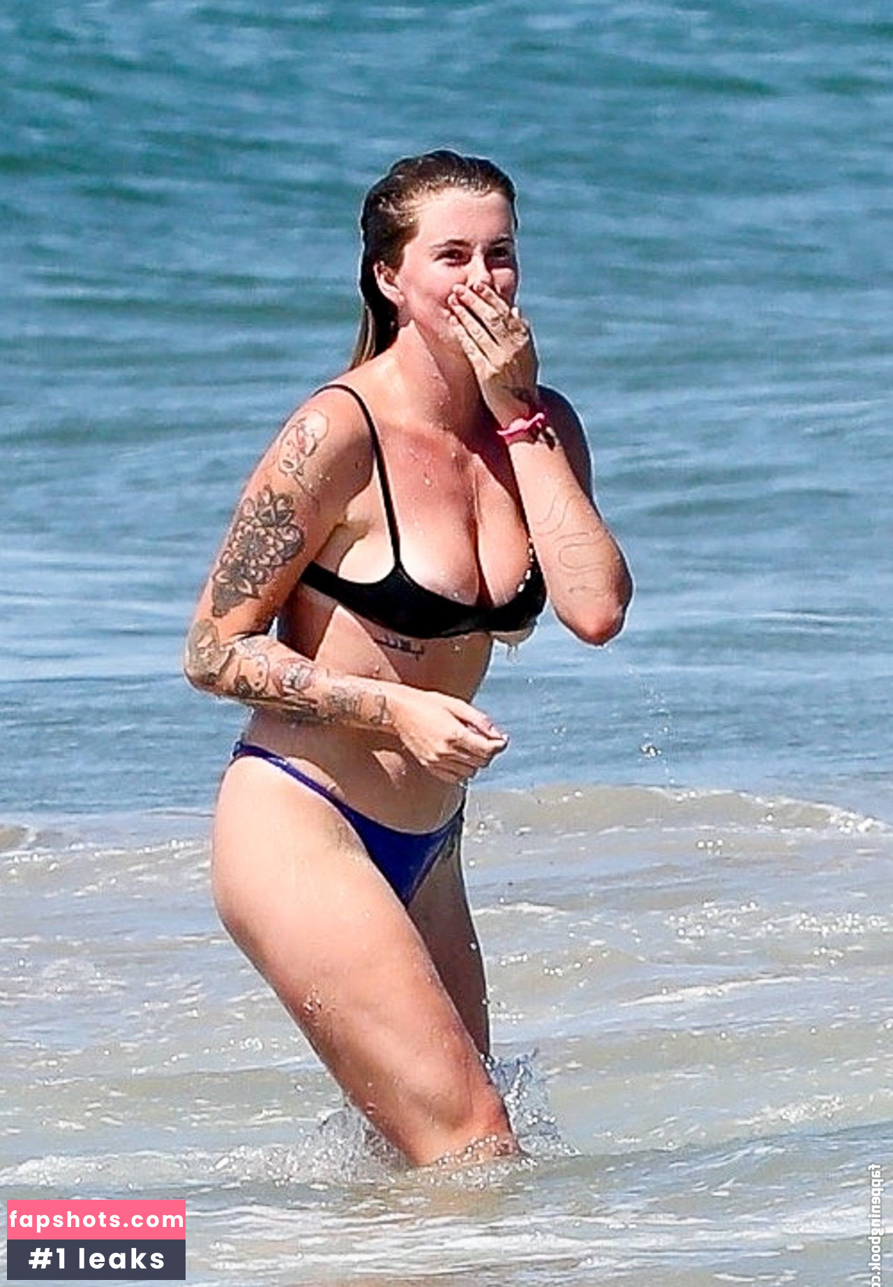 Ireland Baldwin gallery photo #519