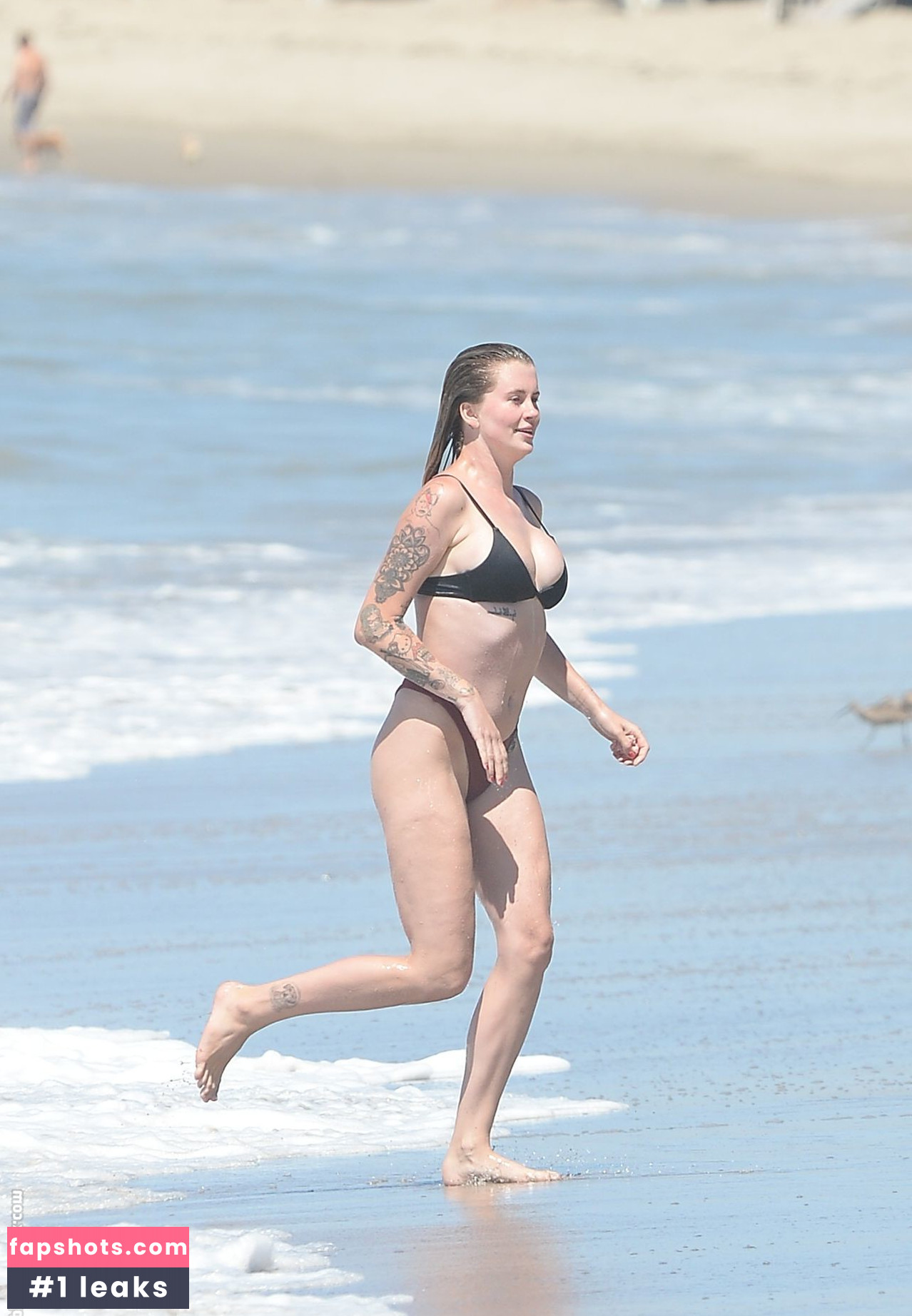 Ireland Baldwin gallery photo #535