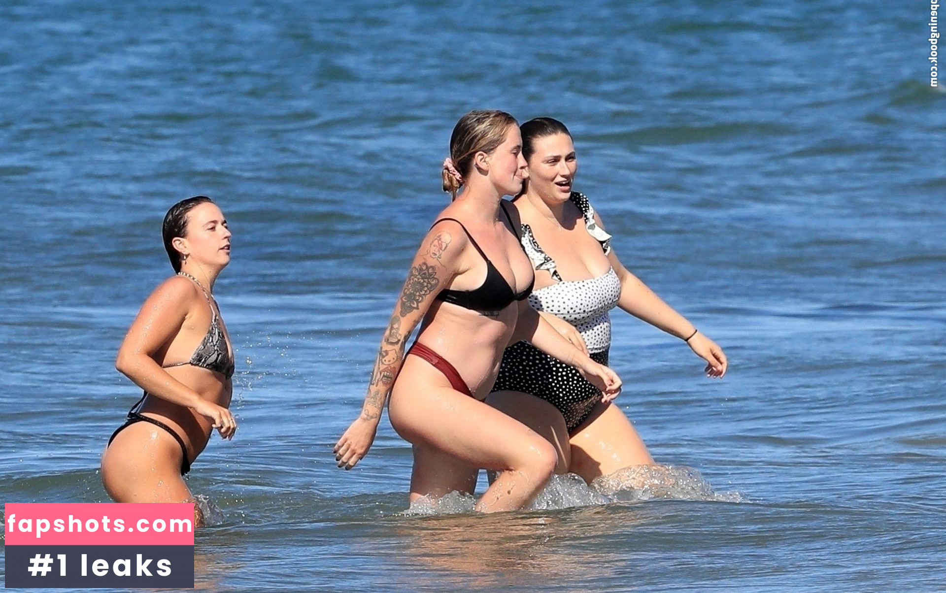 Ireland Baldwin gallery photo #545