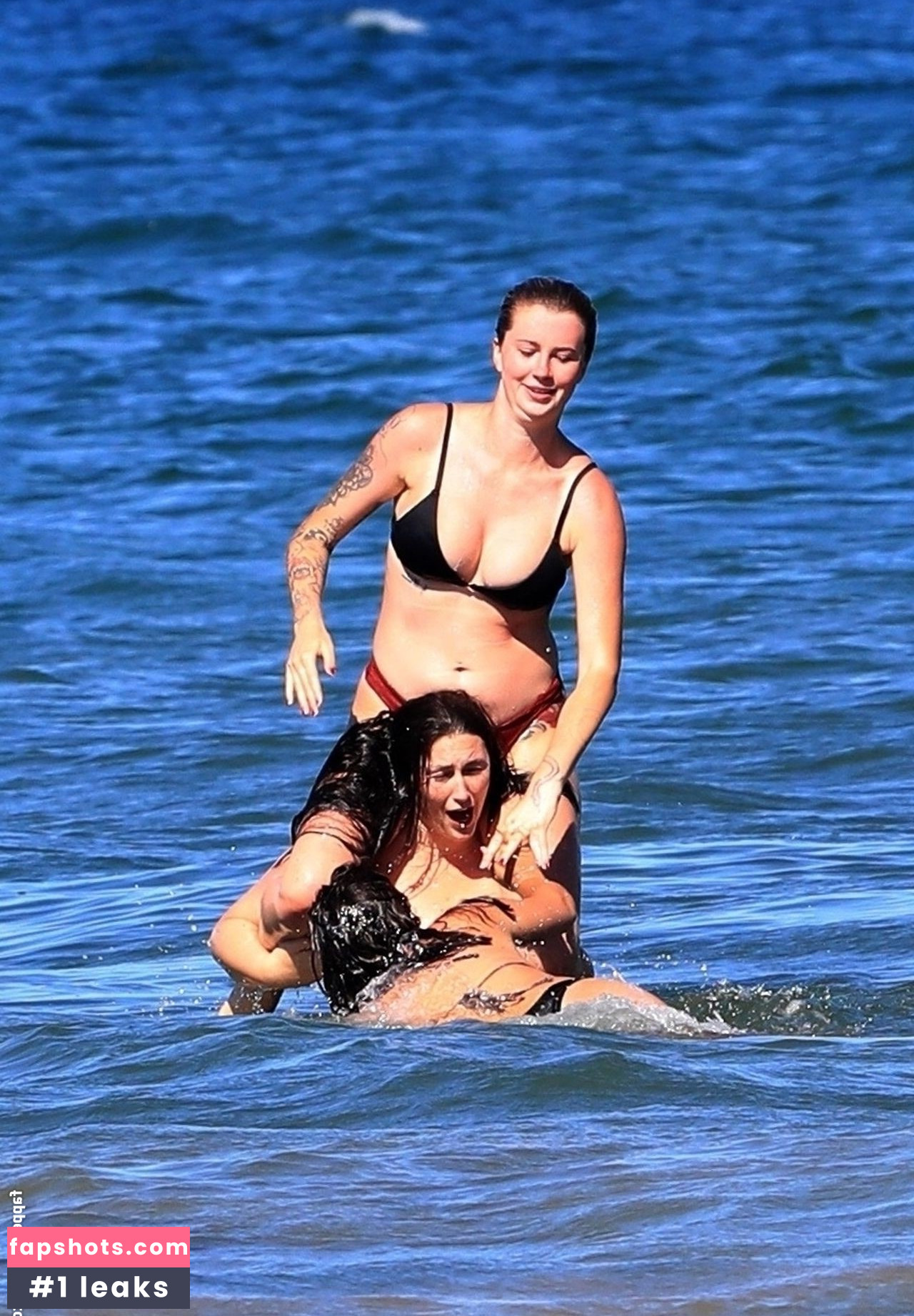 Ireland Baldwin gallery photo #547