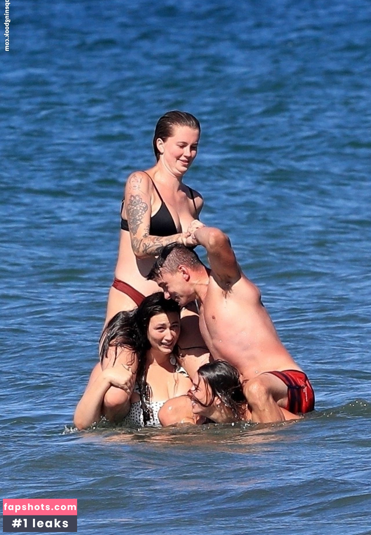 Ireland Baldwin gallery photo #549