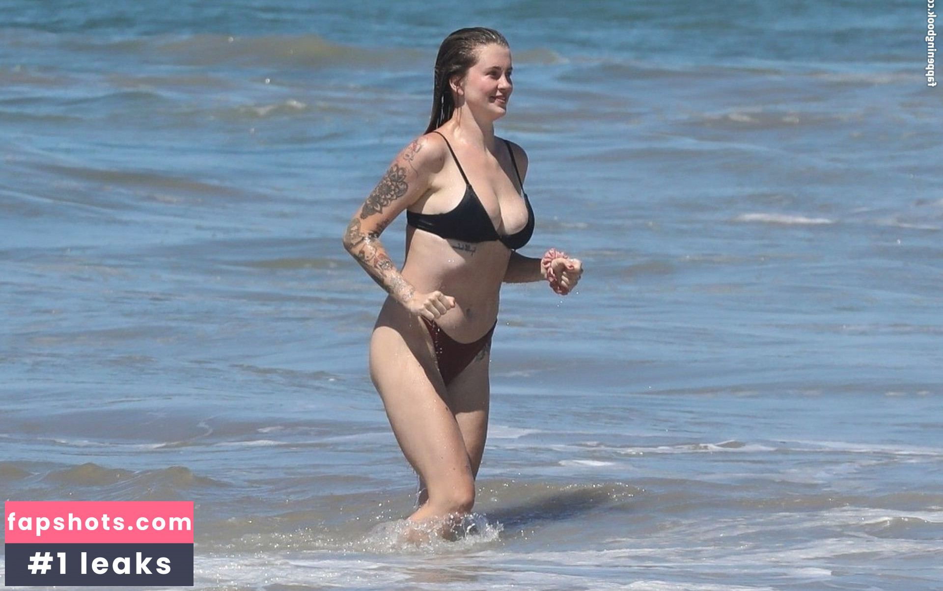 Ireland Baldwin gallery photo #557