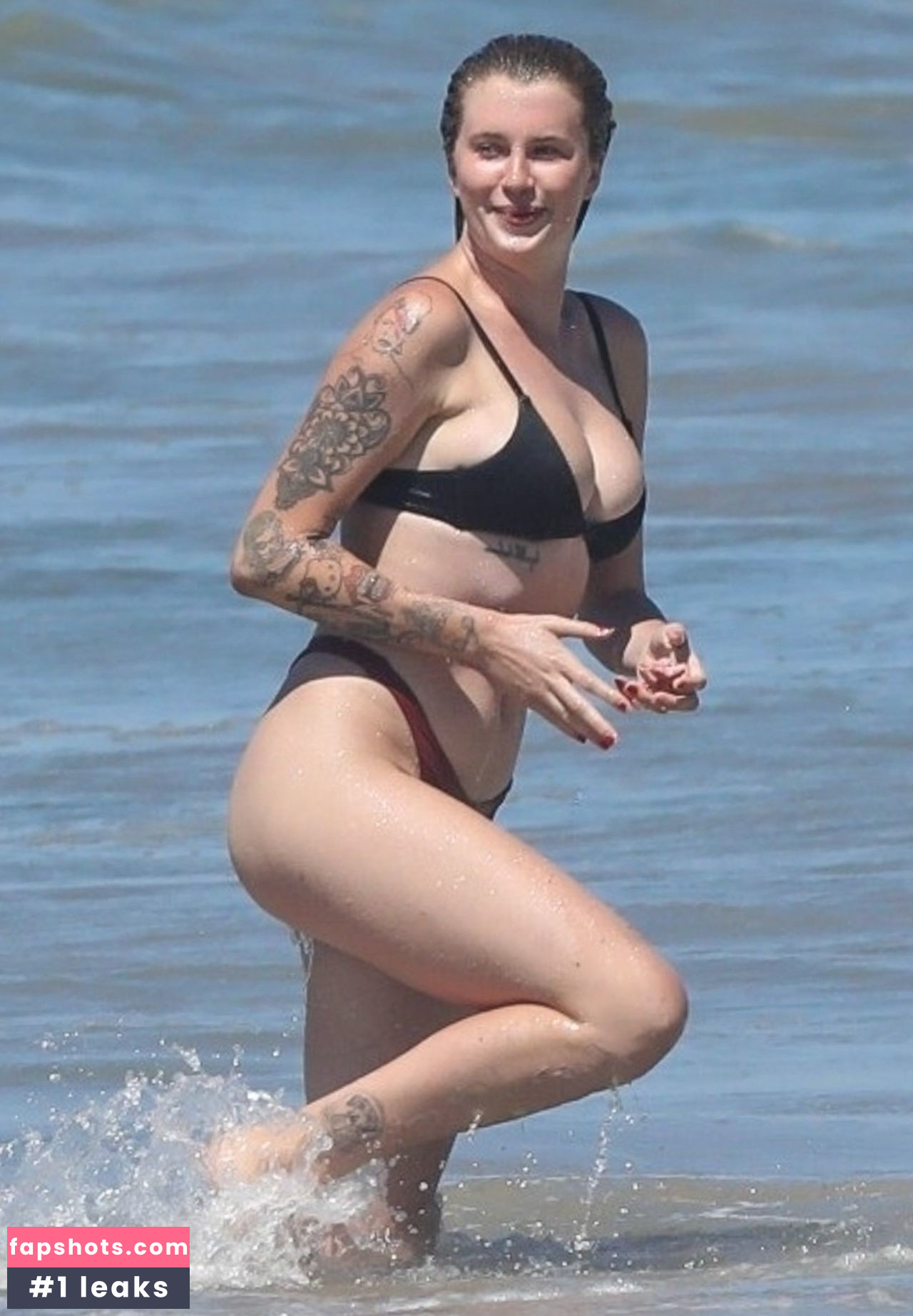 Ireland Baldwin gallery photo #563