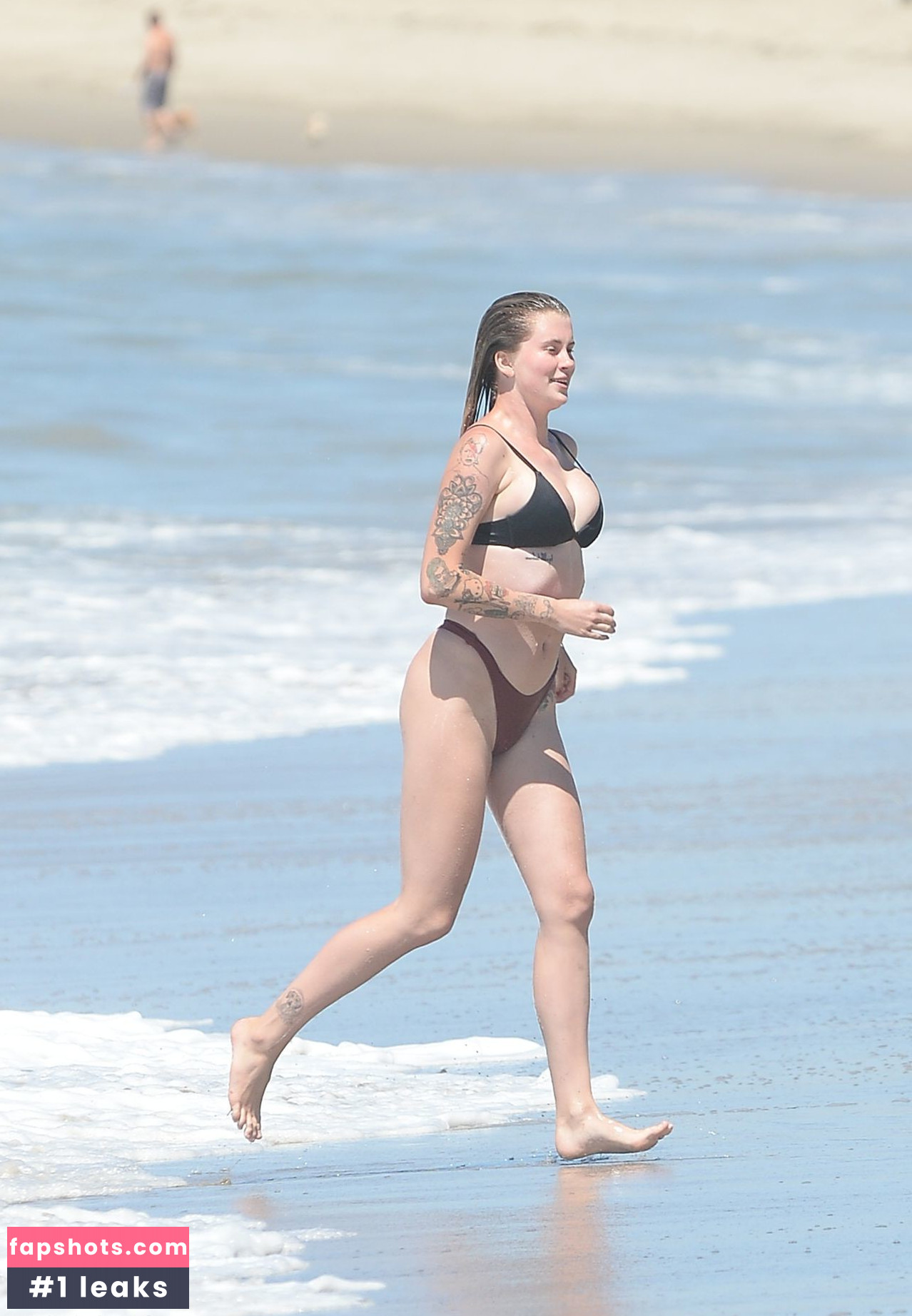 Ireland Baldwin gallery photo #573