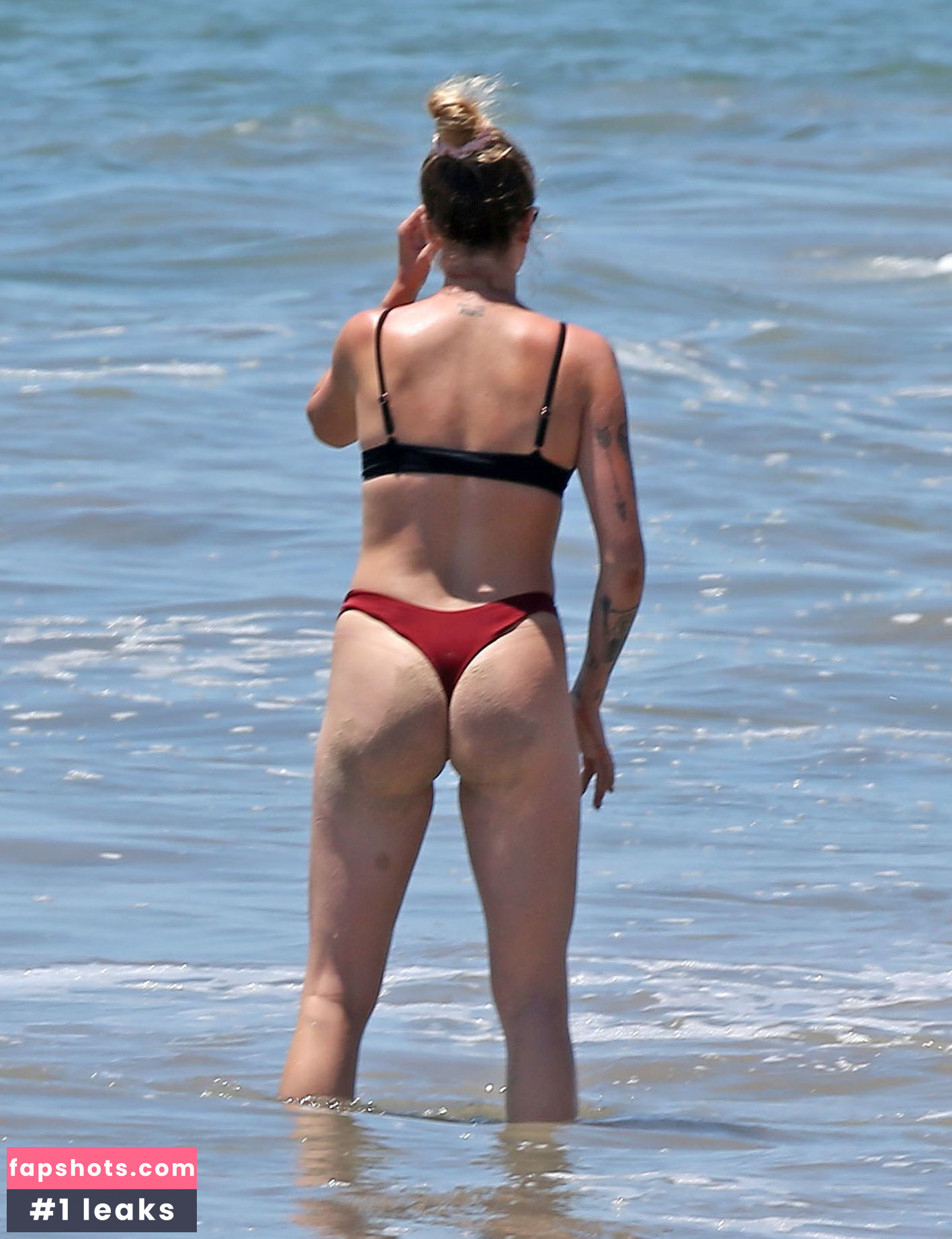 Ireland Baldwin gallery photo #592