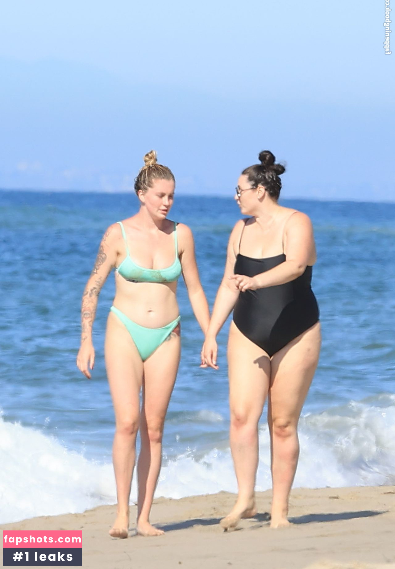 Ireland Baldwin gallery photo #614