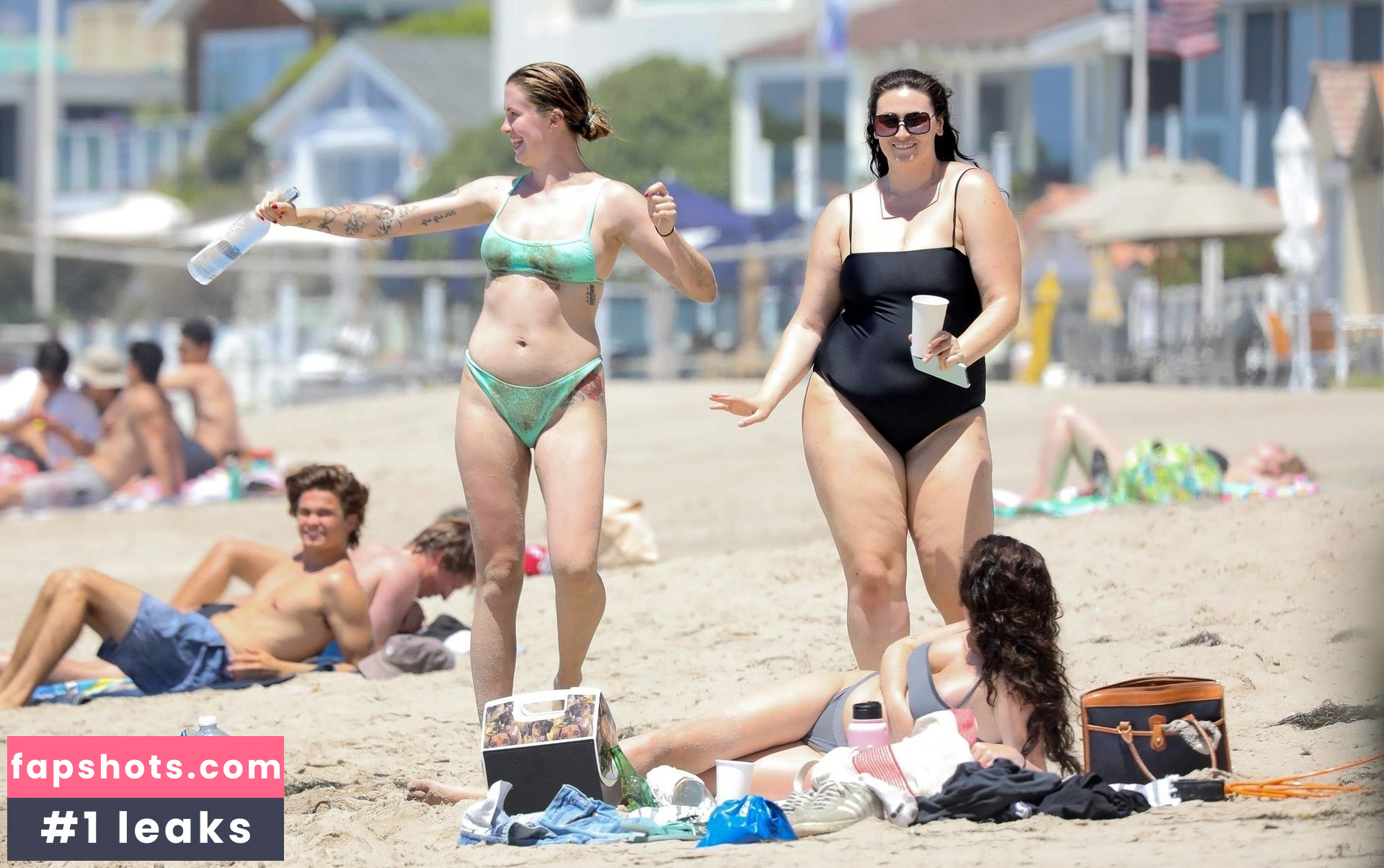 Ireland Baldwin gallery photo #623
