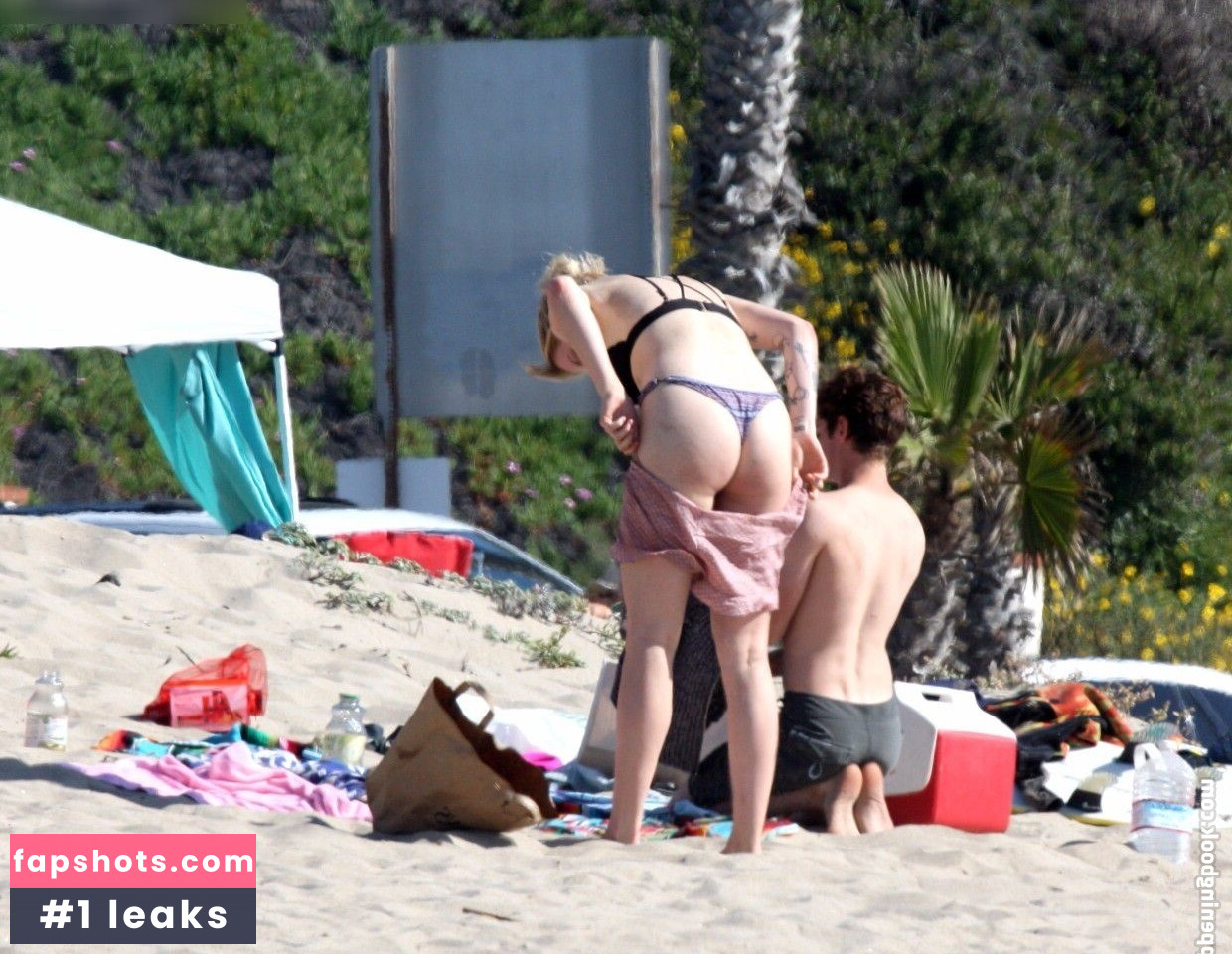Ireland Baldwin gallery photo #74