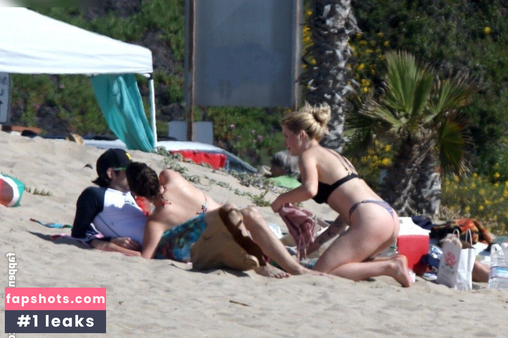 Ireland Baldwin gallery photo #79