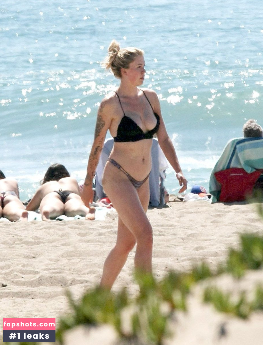 Ireland Baldwin gallery photo #783