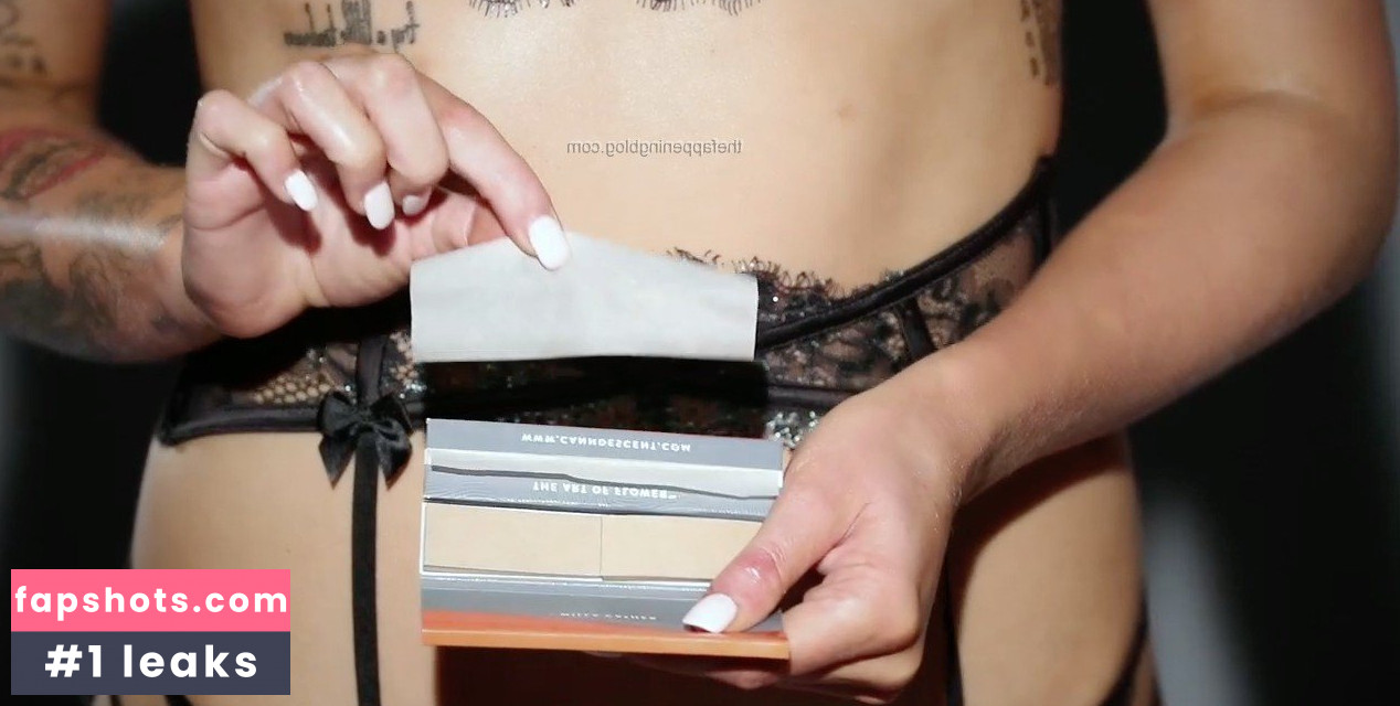 Ireland Baldwin gallery photo #803