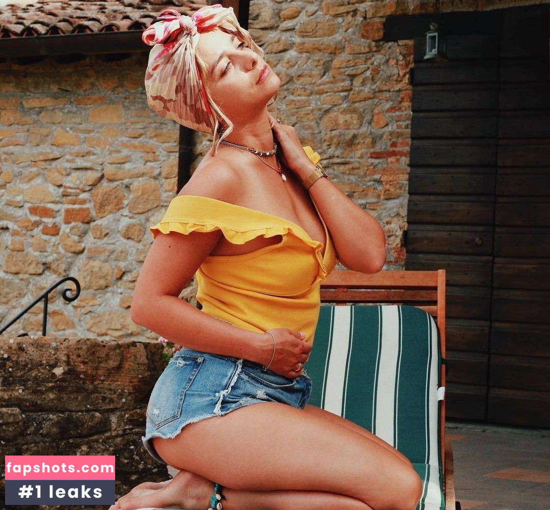 Irene Splendorini gallery photo #6