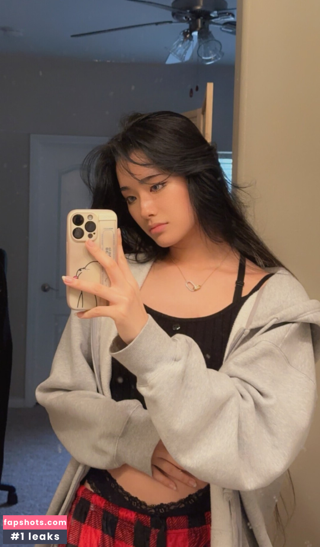 Irene Wong gallery photo #13