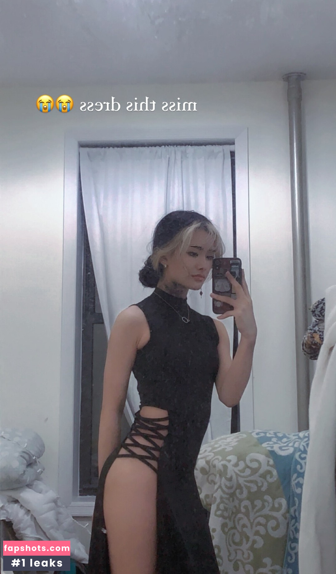 Irene Wong gallery photo #14