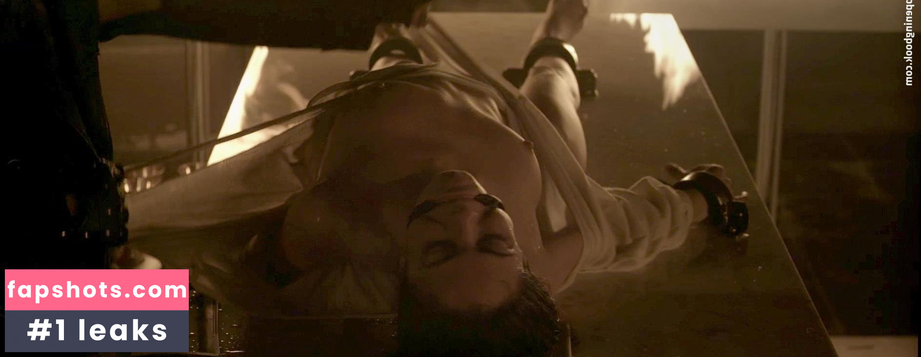 Iria Esteller gallery photo #2