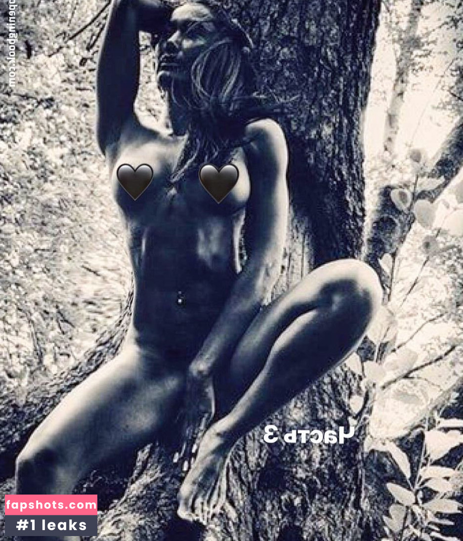 Irina Iris gallery photo #108