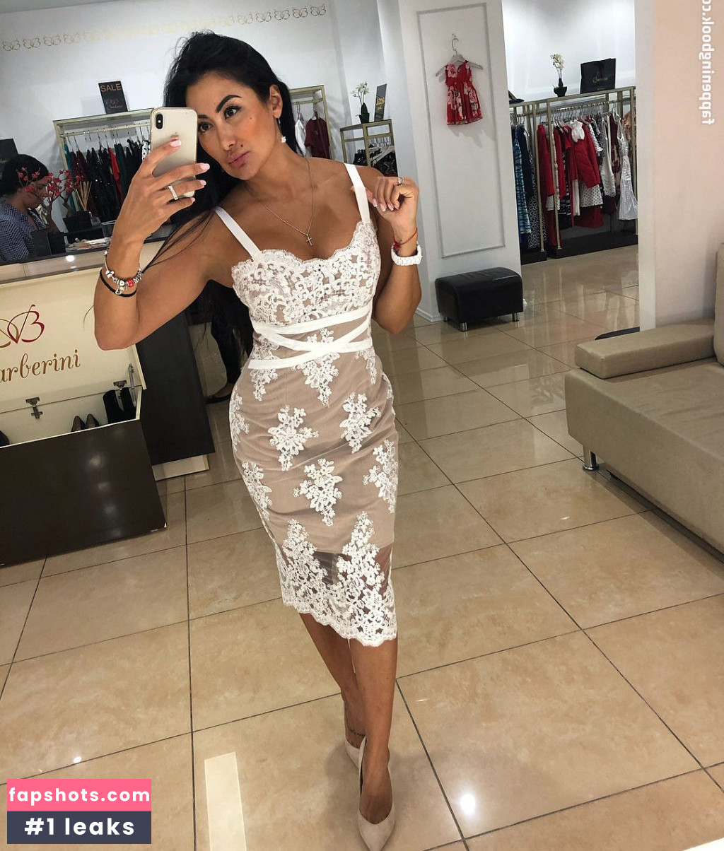 Irina Iris gallery photo #118