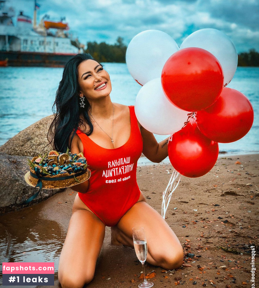 Irina Iris gallery photo #132