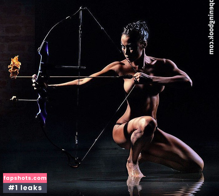 Irina Iris gallery photo #29