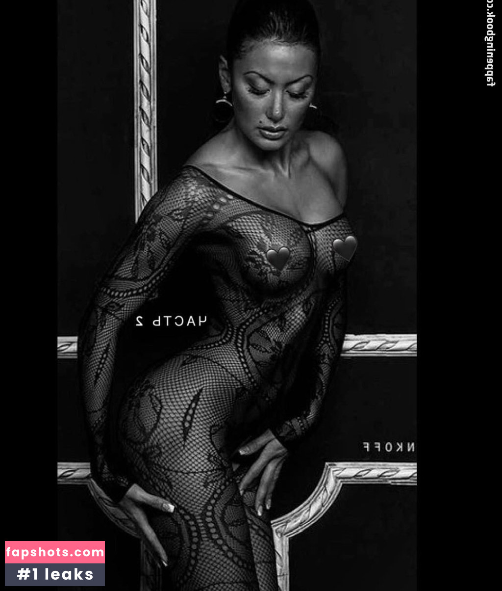 Irina Iris gallery photo #54