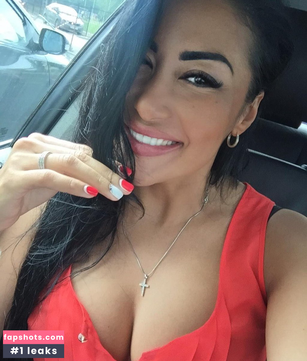 Irina Iris gallery photo #85