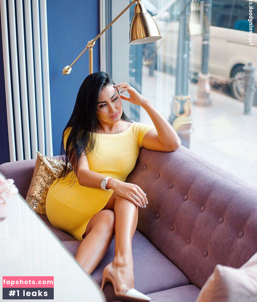 Irina Iris gallery photo #93