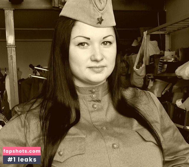 Irina P gallery photo #33