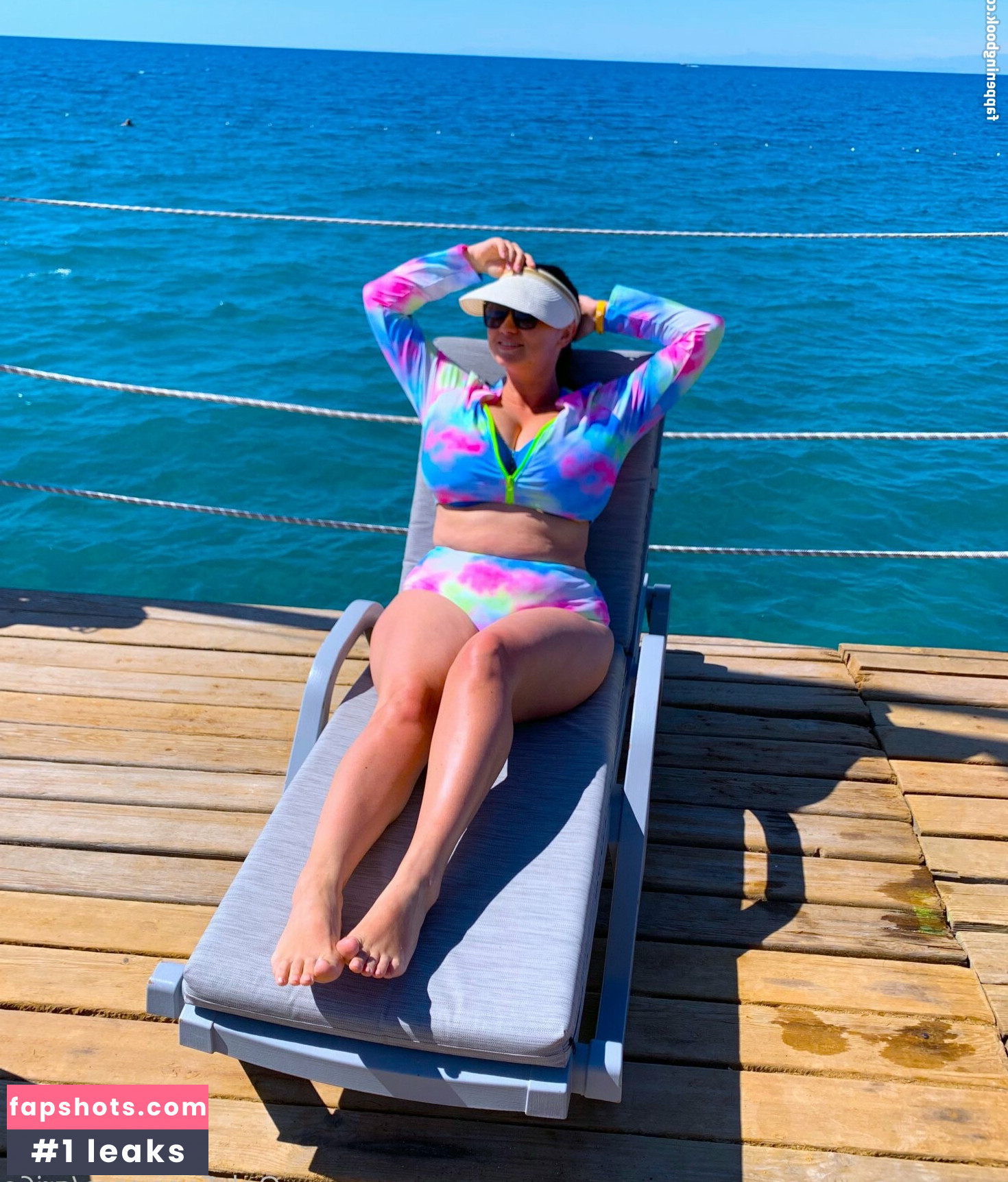 Irina P gallery photo #43