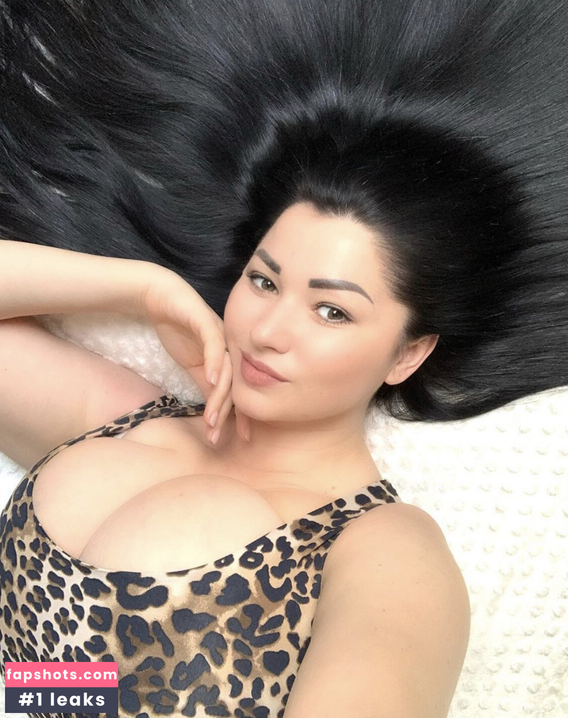 Irina P gallery photo #50