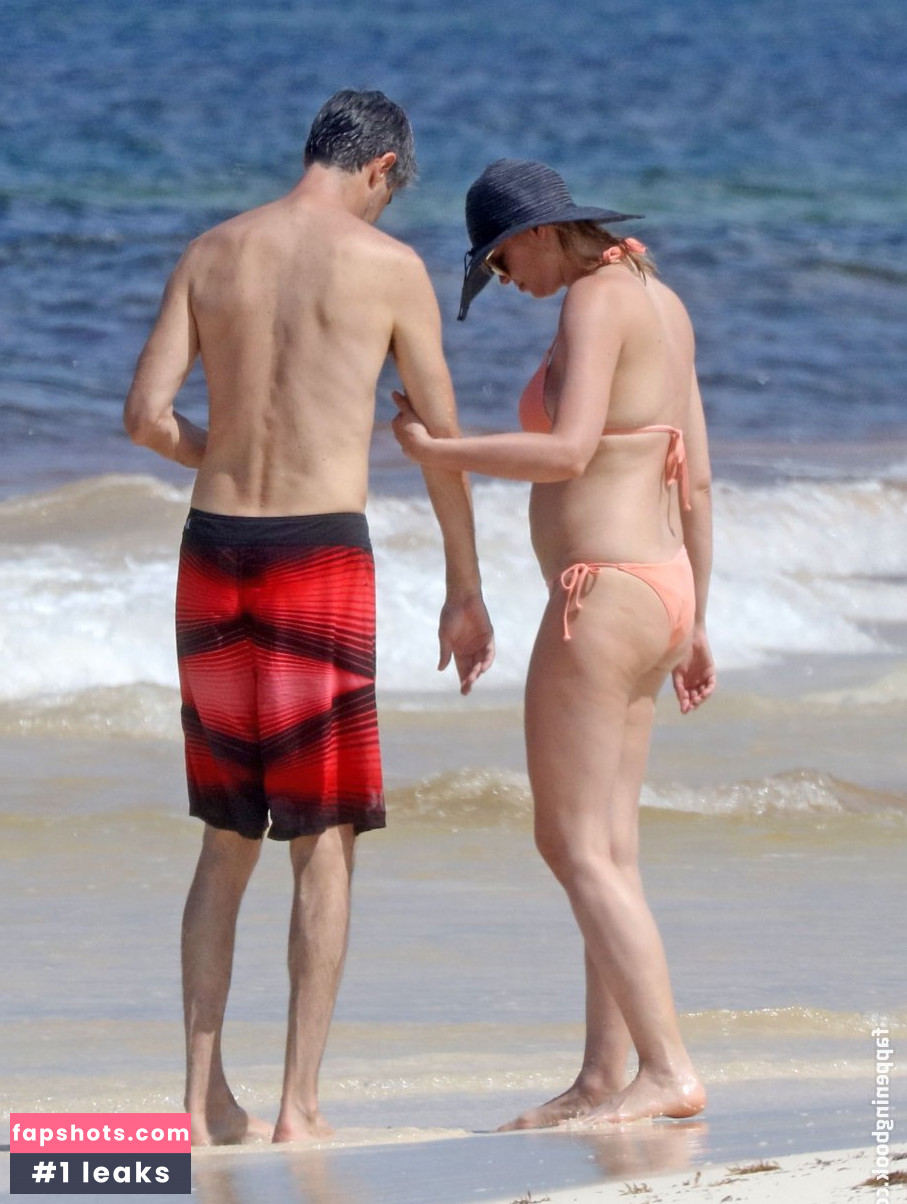 Irina Voronina gallery photo #69