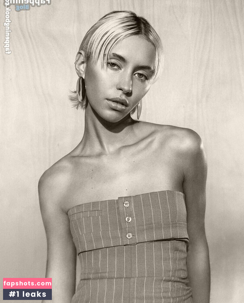 Iris Law Nacktheit OnlyFans Fotos #106 - Fapshots