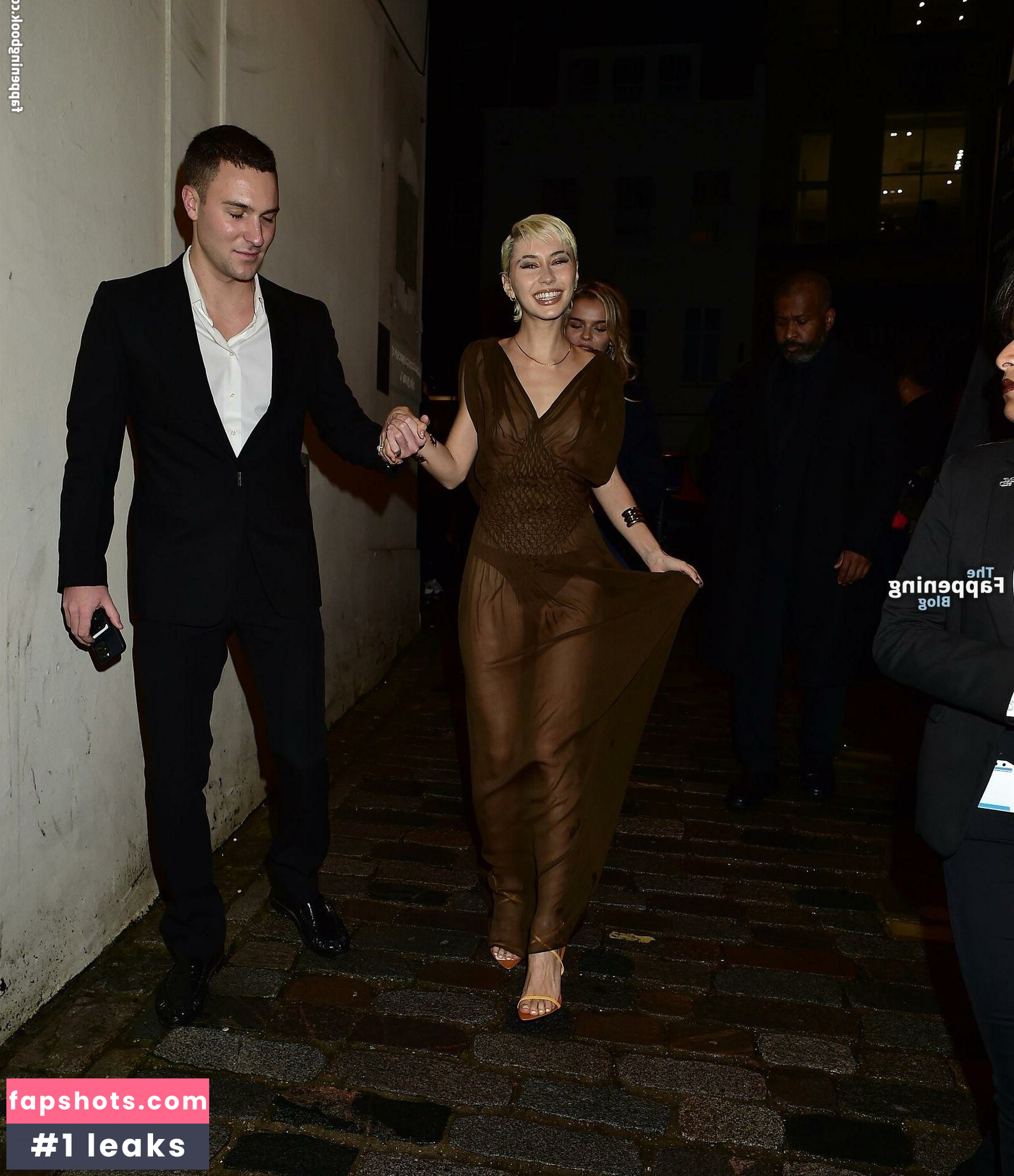 Iris Law Nahé úniky fotek pouze od fanoušků #39 - Fapshots