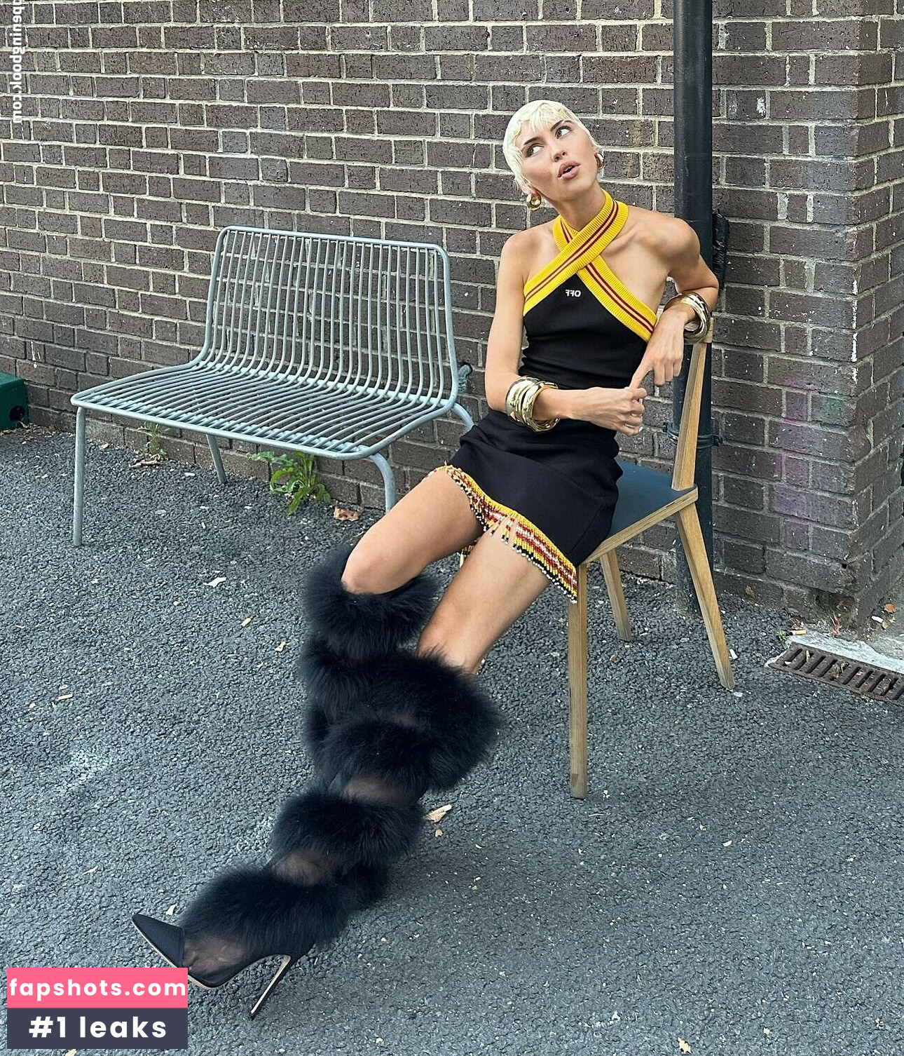 Iris Law Nahé úniky fotek pouze od fanoušků #61 - Fapshots