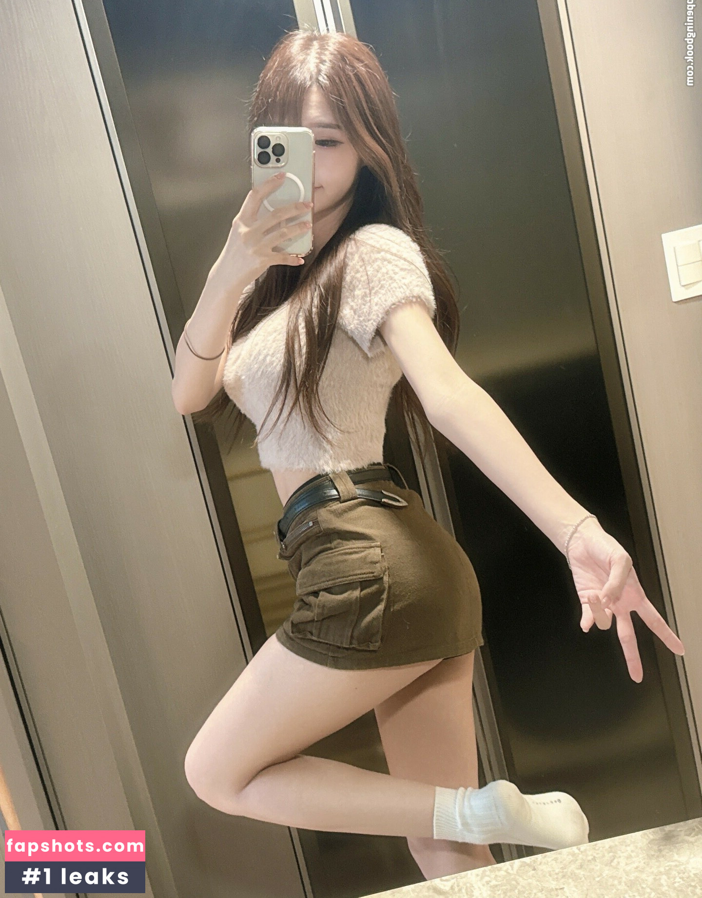 irissiri129 gallery photo #39