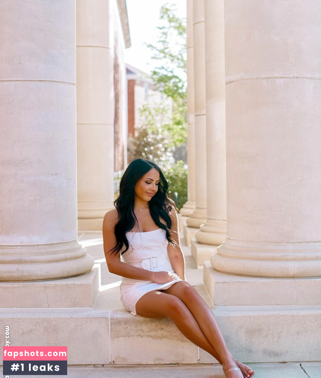 IRLgirls gallery photo #2