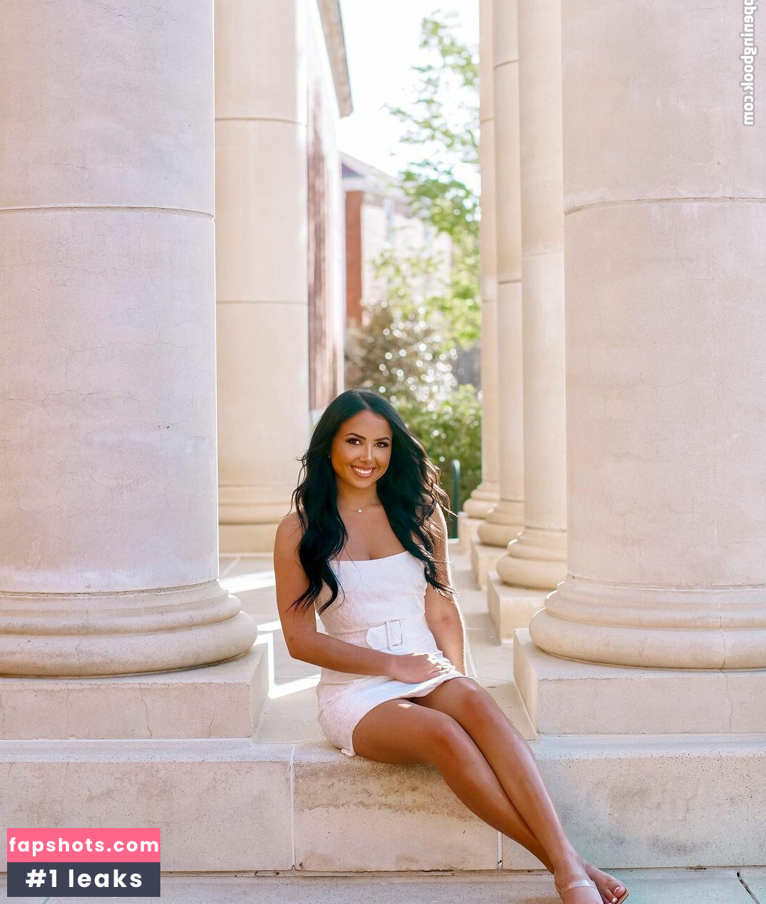 IRLgirls gallery photo #3