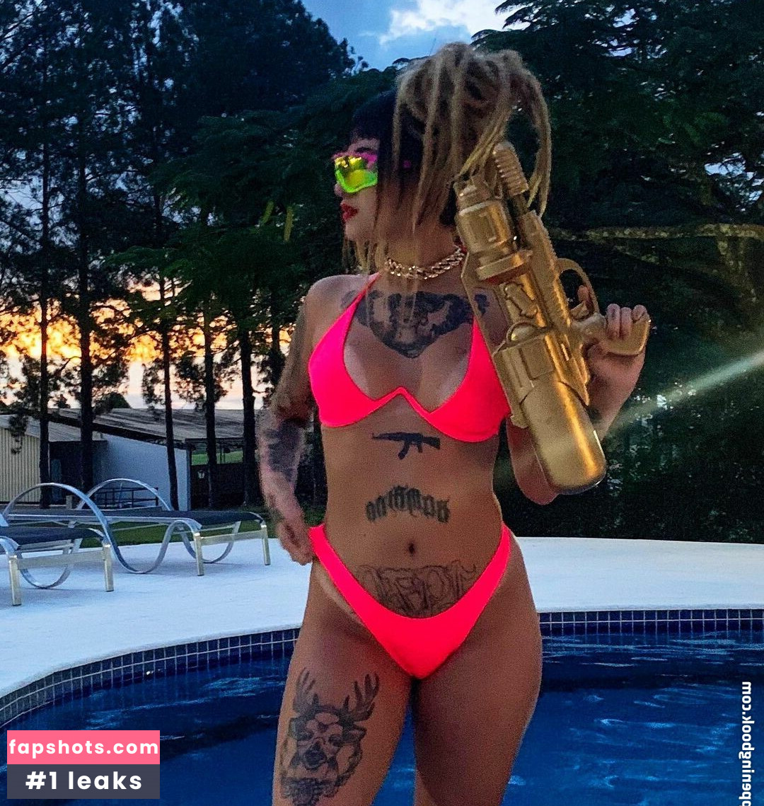 Isa Lopes gallery photo #9