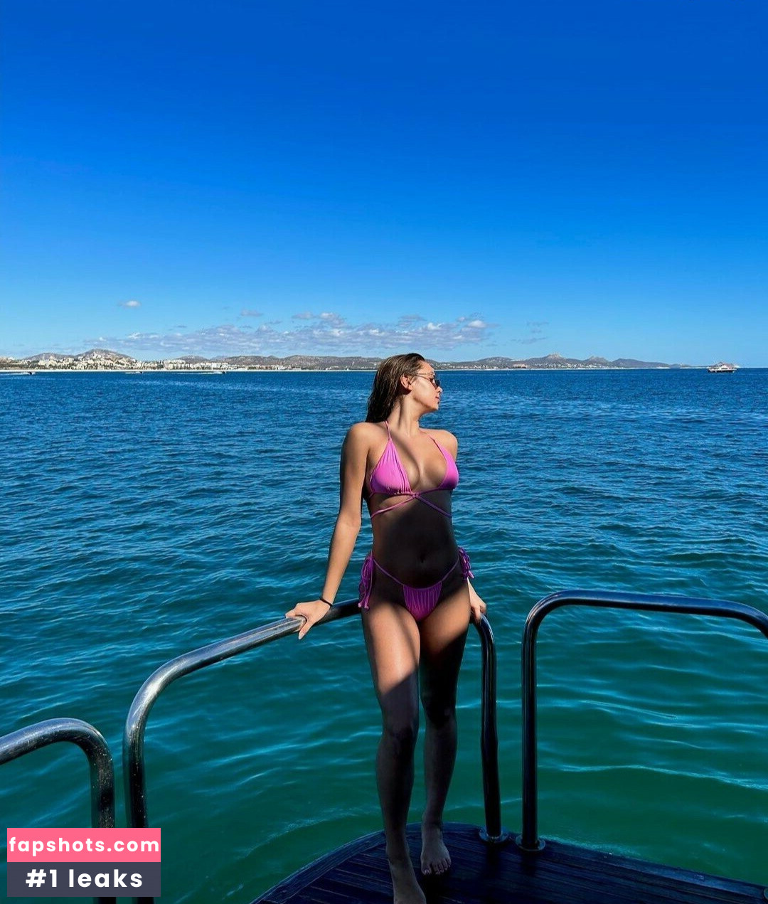 Isa.mariduena gallery photo #17