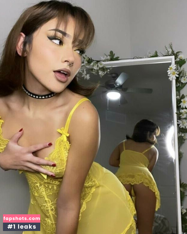 Isa Marin gallery photo #176