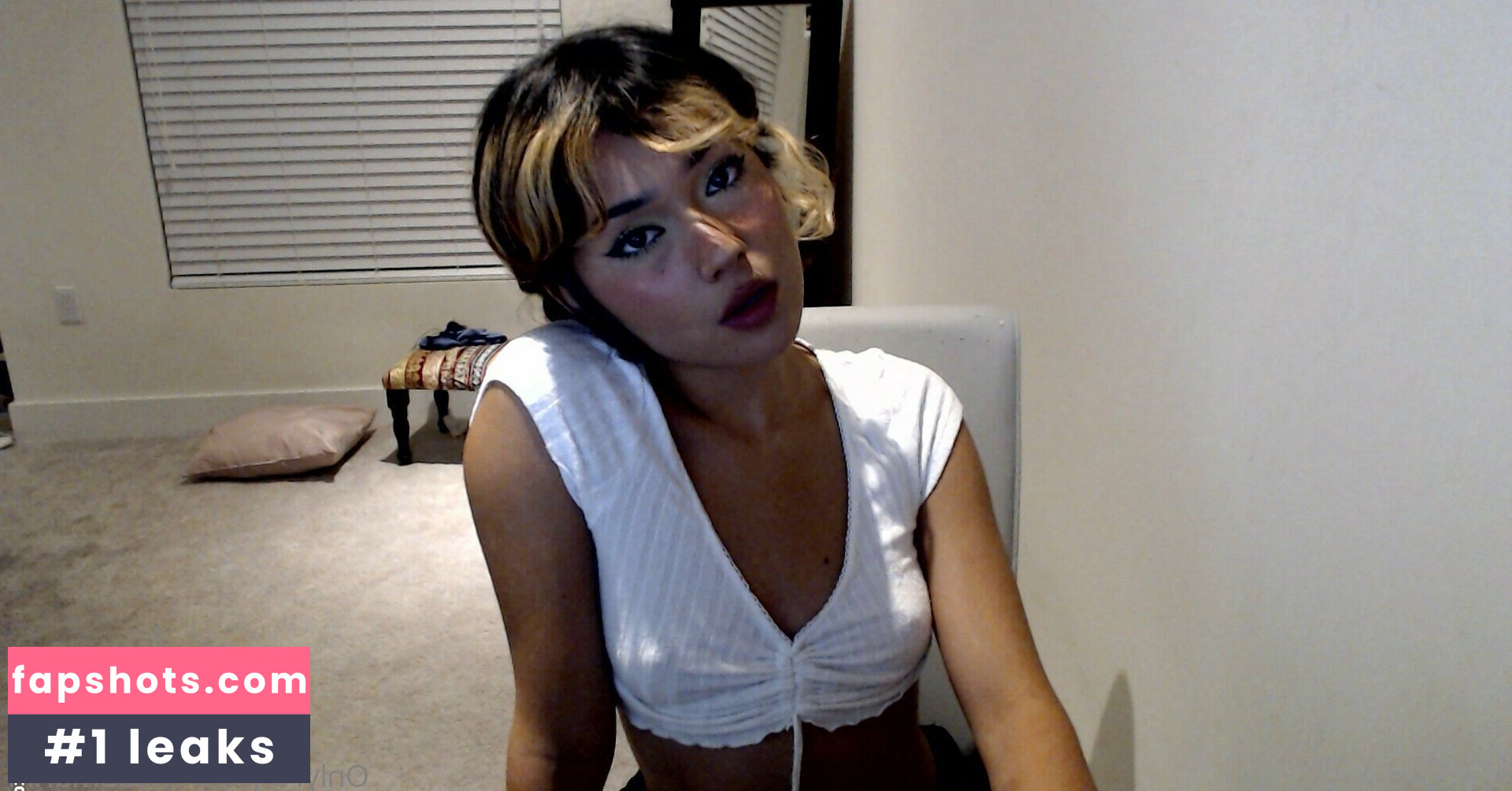 Isa Marin gallery photo #208