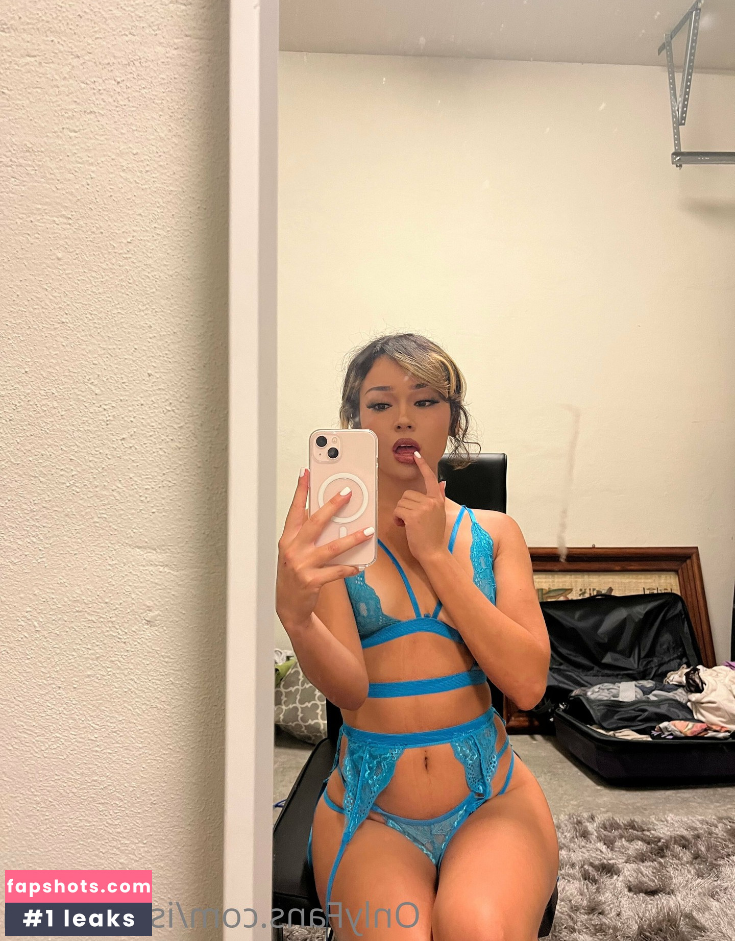 Isa Marin gallery photo #214