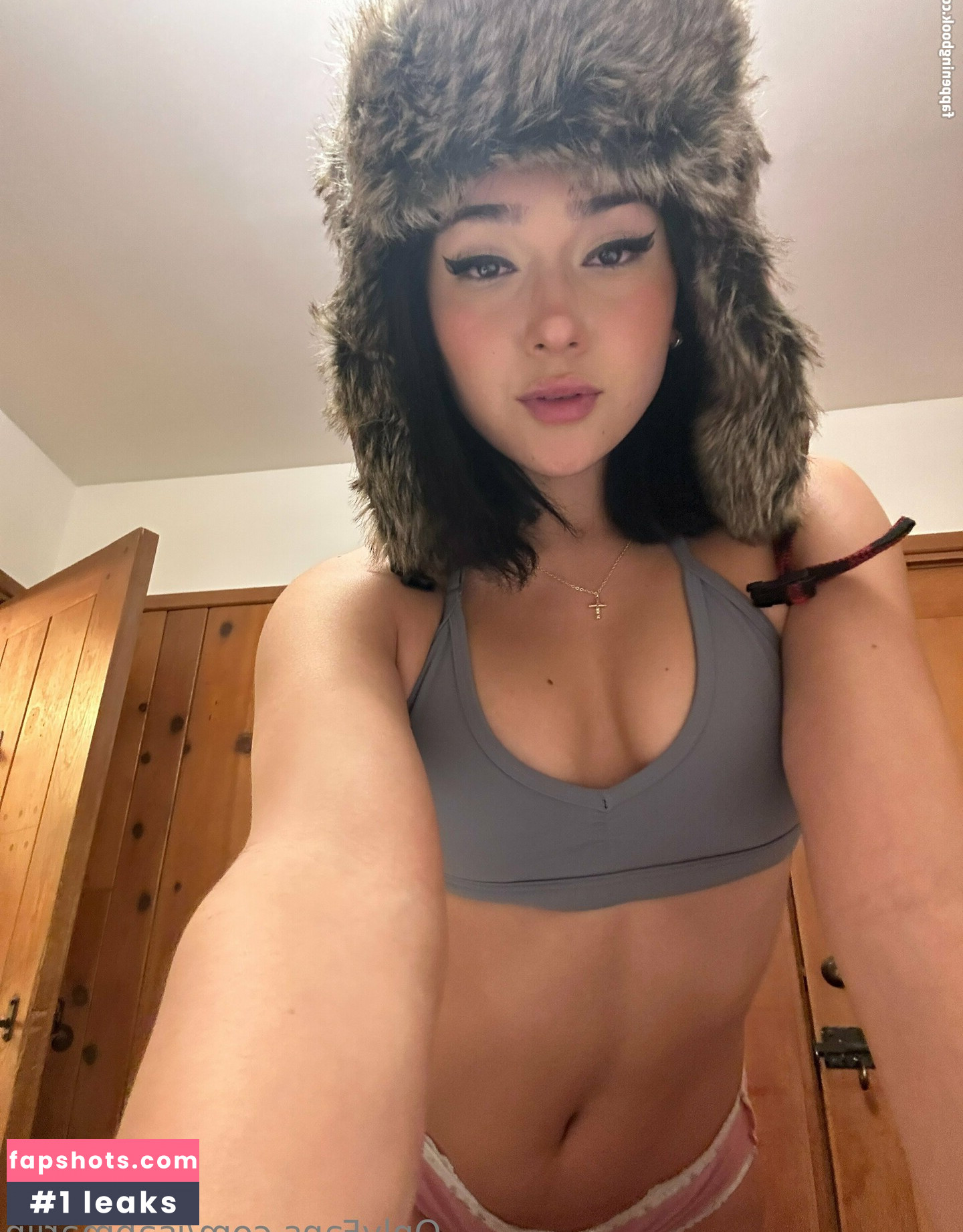 Isa Marin gallery photo #50