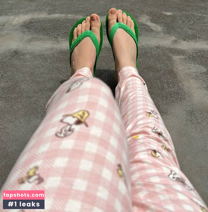 Isa_pes gallery photo #2